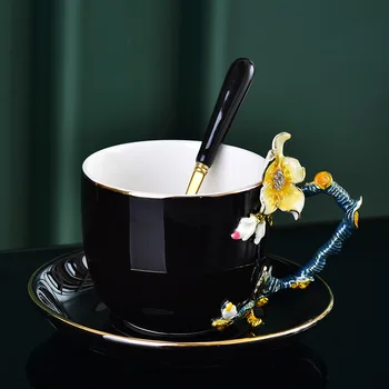 Apă colorată ceașcă ceașcă de ceai proaspăt mic ceașcă de cafea fel de mâncare dragoste cana cadou de aur ceasca de cafea ceasca de cafea