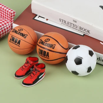 1 BUC casă de Păpuși în Miniatură Sport cu Mingea de Fotbal și de Baschet Decor Papusa Accesorii pentru casă de Păpuși Decor