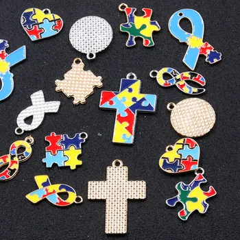 8PCS 8 Stiluri de Farmece Email Conștientizării Autismului Vânzare Fierbinte Pandantiv Jigsaw Puzzle se Potrivesc Bijuterii DIY Brățară & Colier Face