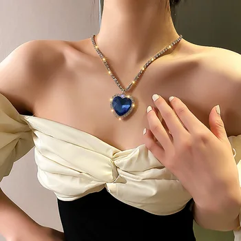 Big Blue Inima de Cristal Coliere pentru Femei Lung Stras Lanț Pandantiv Coliere de sex Feminin de Bijuterii Cadou